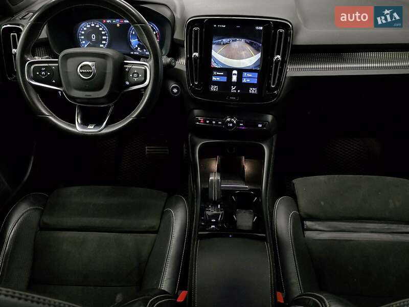 Позашляховик / Кросовер Volvo XC40 2019 в Миколаєві
