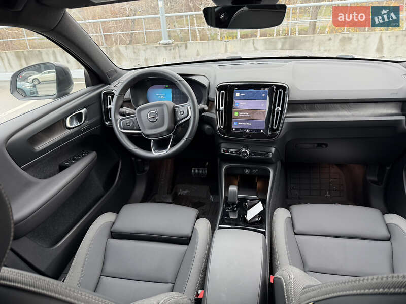 Внедорожник / Кроссовер Volvo XC40 2022 в Киеве фото 17 Внедорожник / Кроссовер Volvo XC40 2022 в Киеве