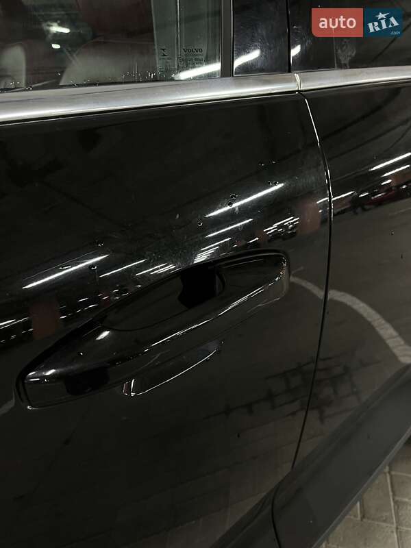 Внедорожник / Кроссовер Volvo XC40 2018 в Киеве