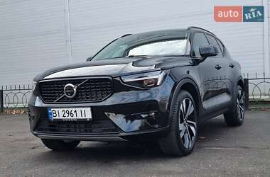 Внедорожник / Кроссовер Volvo XC40 2024 в Полтаве
