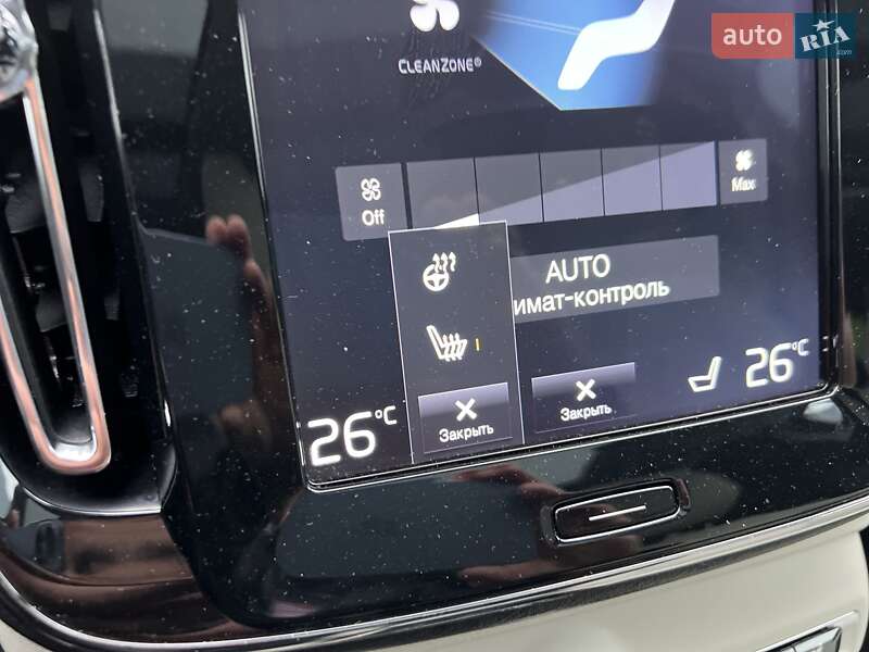 Внедорожник / Кроссовер Volvo XC40 2018 в Киеве