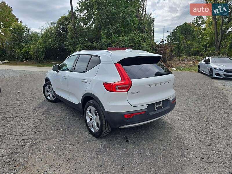 Позашляховик / Кросовер Volvo XC40 2019 в Львові