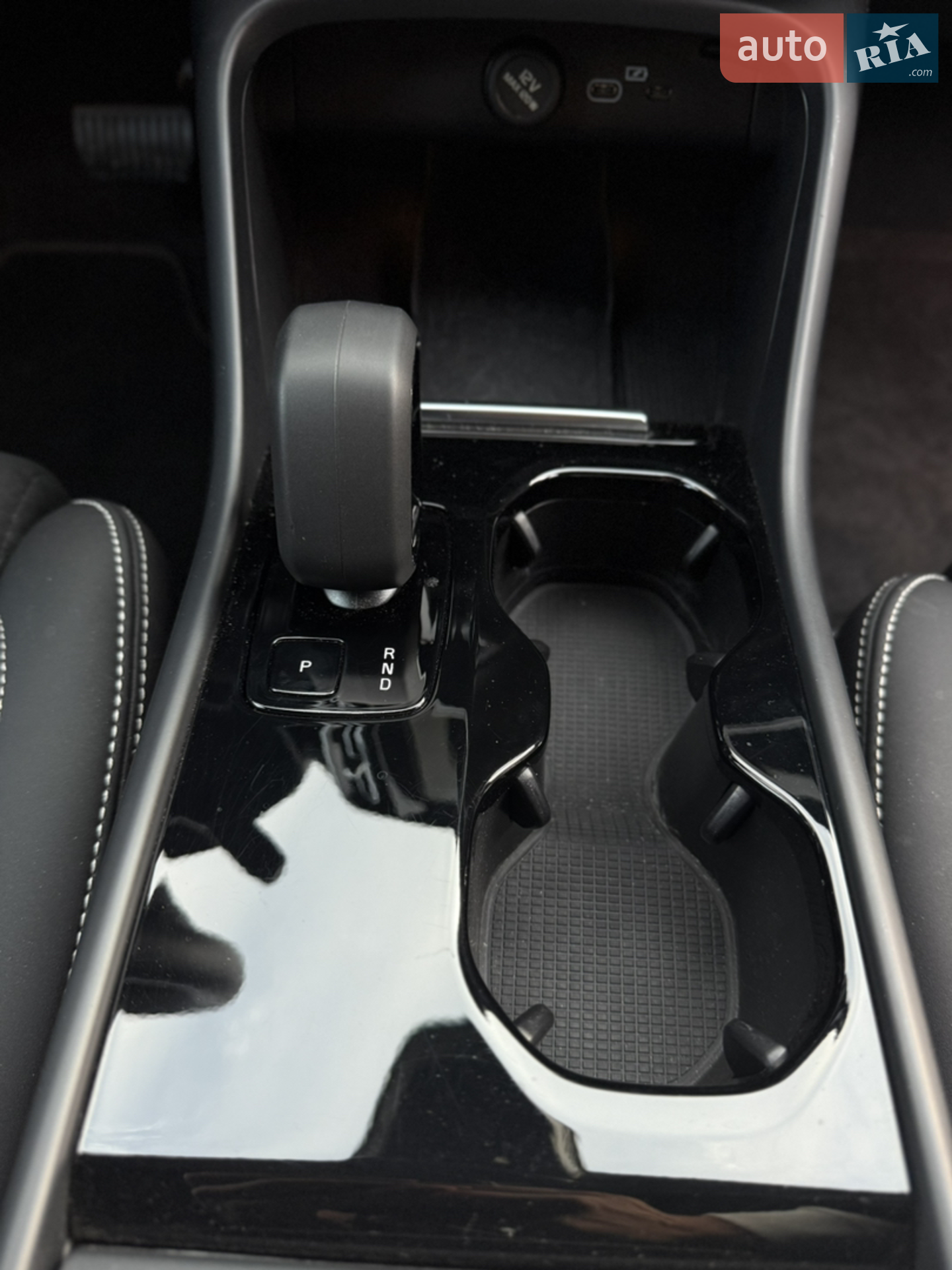 2023 Volvo XC40 - мініатюра 10