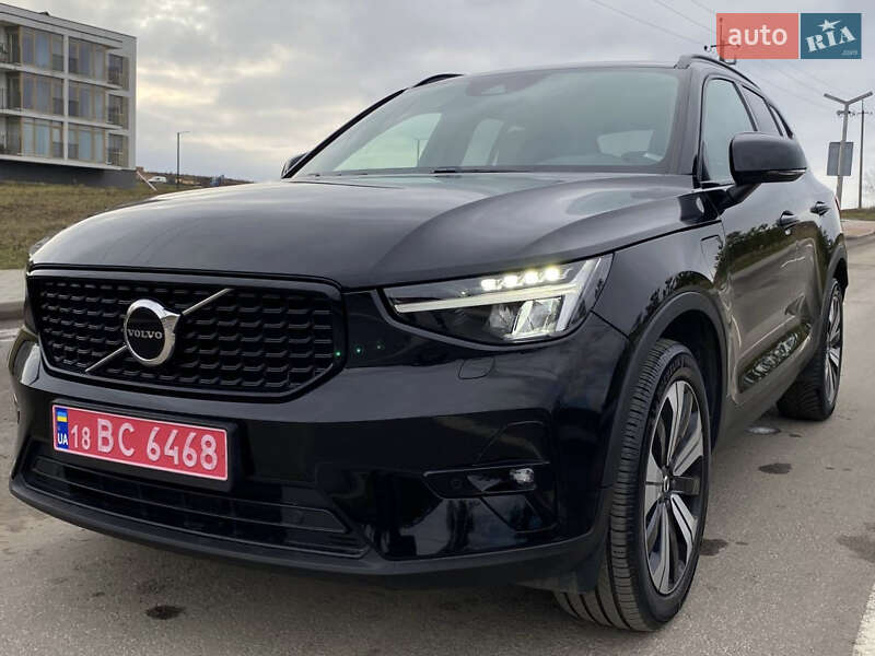 Внедорожник / Кроссовер Volvo XC40 2023 в Ровно фото Внедорожник / Кроссовер Volvo XC40 2023 в Ровно