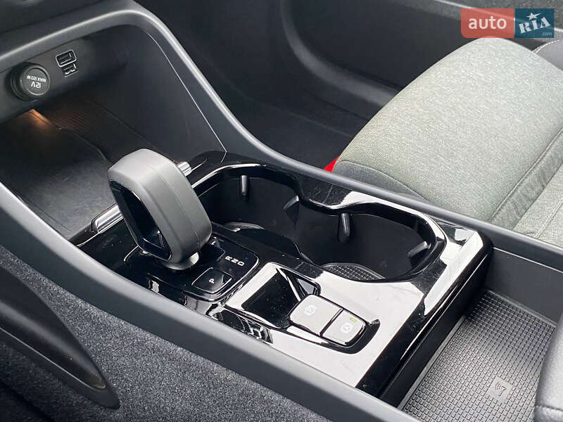 Внедорожник / Кроссовер Volvo XC40 2023 в Ровно фото 35 Внедорожник / Кроссовер Volvo XC40 2023 в Ровно