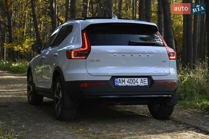 Внедорожник / Кроссовер Volvo XC40 2024 в Бердичеве фото 26 Внедорожник / Кроссовер Volvo XC40 2024 в Бердичеве