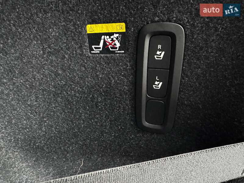 Позашляховик / Кросовер Volvo XC40 2018 в Луцьку фото 27 Позашляховик / Кросовер Volvo XC40 2018 в Луцьку