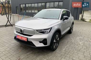 Позашляховик / Кросовер Volvo XC40 2024 в Львові