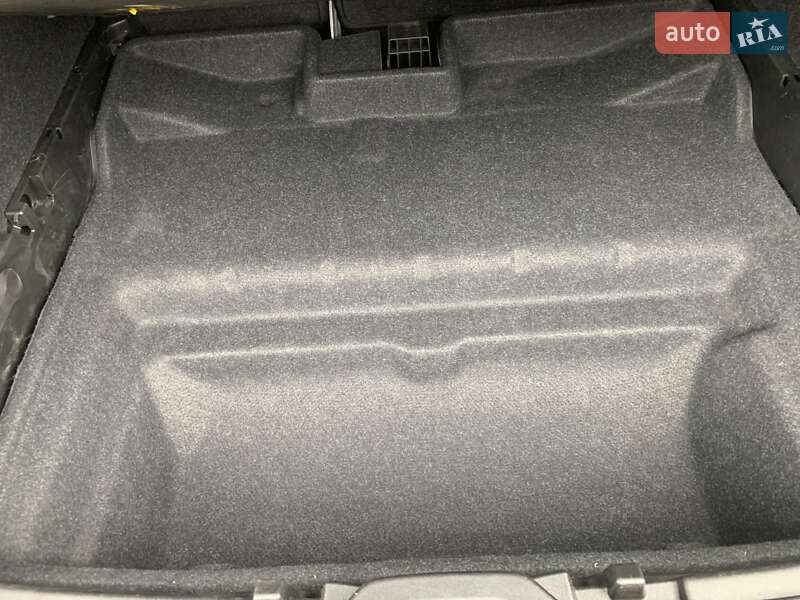 Позашляховик / Кросовер Volvo XC40 2024 в Львові фото 23 Позашляховик / Кросовер Volvo XC40 2024 в Львові