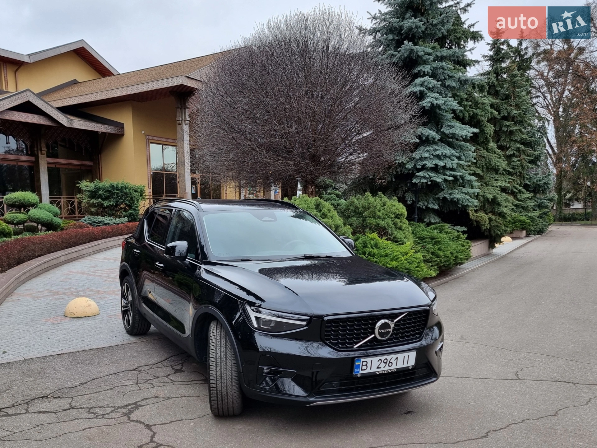 2024 Volvo XC40 - мініатюра 8