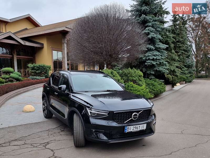Внедорожник / Кроссовер Volvo XC40 2024 в Полтаве фото 8 Внедорожник / Кроссовер Volvo XC40 2024 в Полтаве