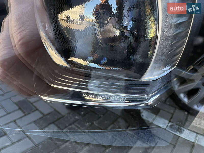 Внедорожник / Кроссовер Volvo XC40 2024 в Ровно