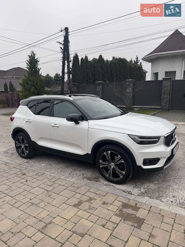 Позашляховик / Кросовер Volvo XC40 2018 в Києві