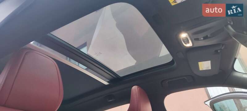 Позашляховик / Кросовер Volvo XC40 2019 в Києві