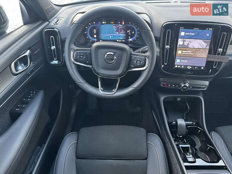 Внедорожник / Кроссовер Volvo XC40 2022 в Киеве фото 18 Внедорожник / Кроссовер Volvo XC40 2022 в Киеве