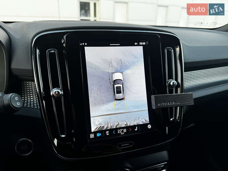 Внедорожник / Кроссовер Volvo XC40 2022 в Киеве фото 33 Внедорожник / Кроссовер Volvo XC40 2022 в Киеве