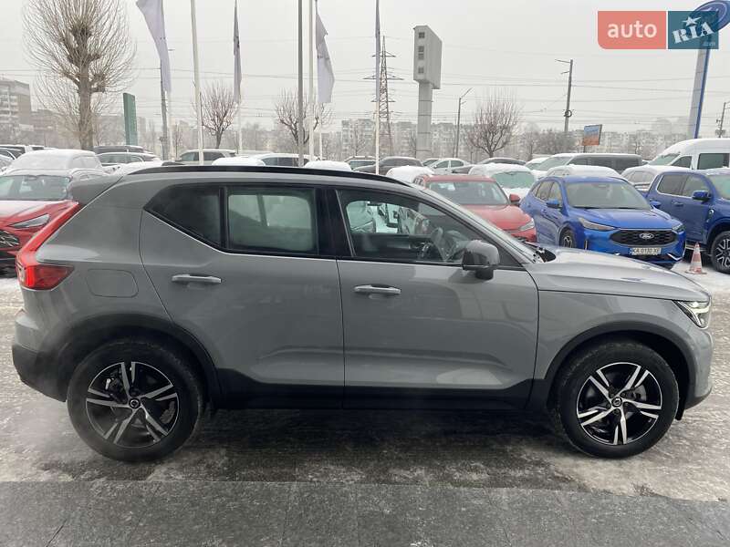 Внедорожник / Кроссовер Volvo XC40 2024 в Киеве фото 7 Внедорожник / Кроссовер Volvo XC40 2024 в Киеве