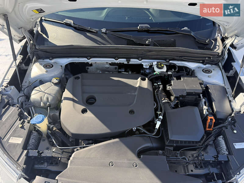 Позашляховик / Кросовер Volvo XC40 2021 в Бучі