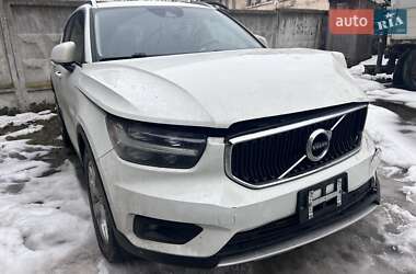 Внедорожник / Кроссовер Volvo XC40 2020 в Львове