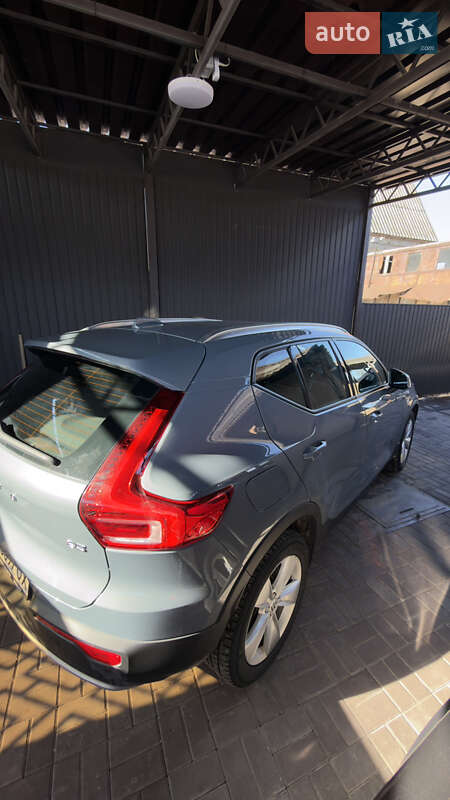 Позашляховик / Кросовер Volvo XC40 2022 в Києві