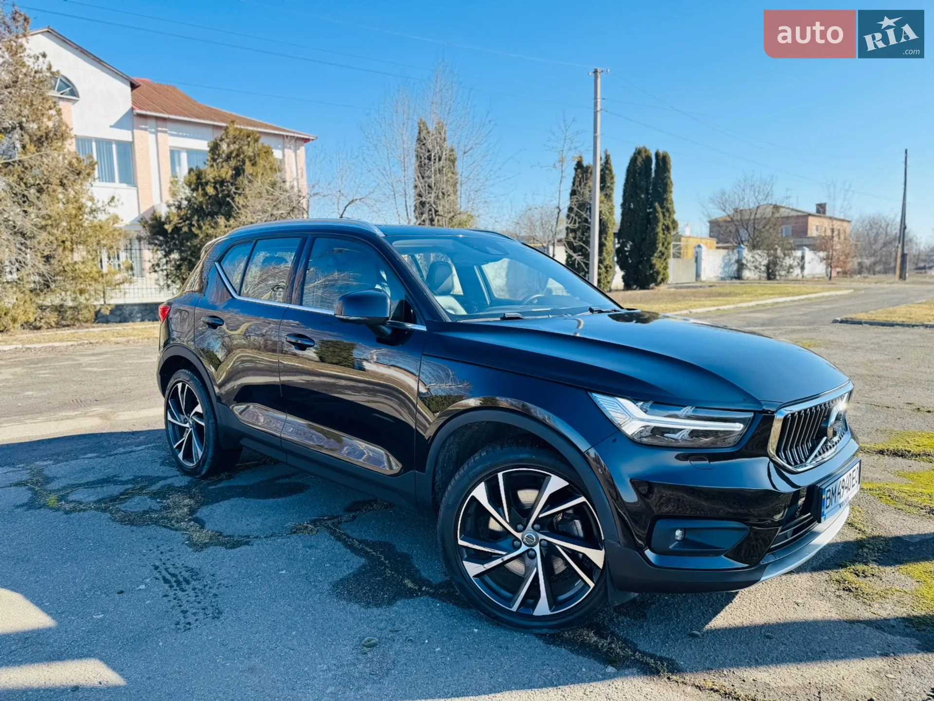 2021 Volvo XC40 - фото 1