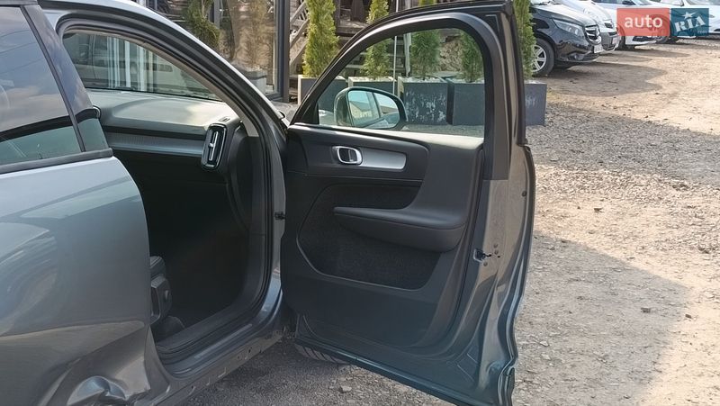 Внедорожник / Кроссовер Volvo XC40 2018 в Луцке