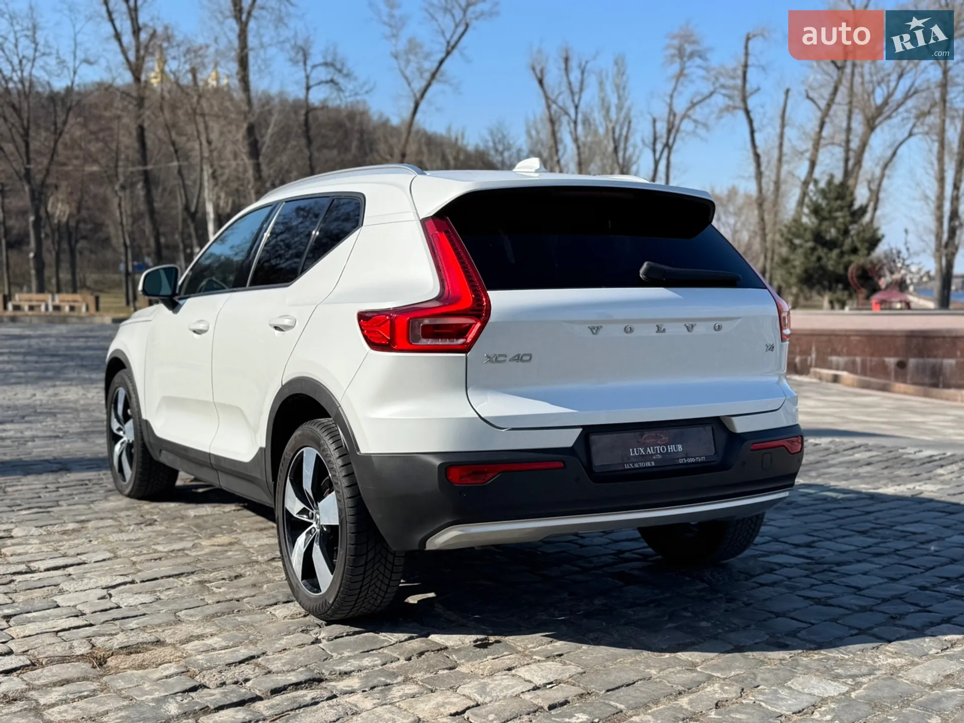 2020 Volvo XC40 - мініатюра 8