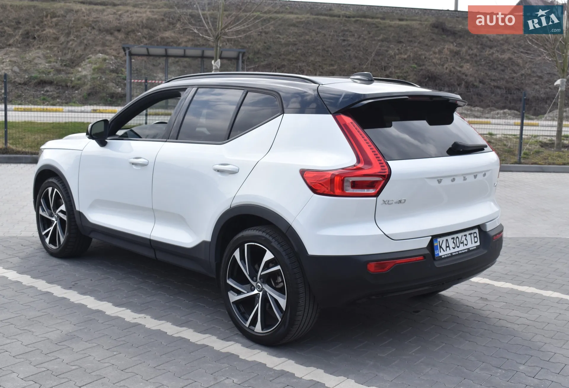 2020 Volvo XC40 - мініатюра 15