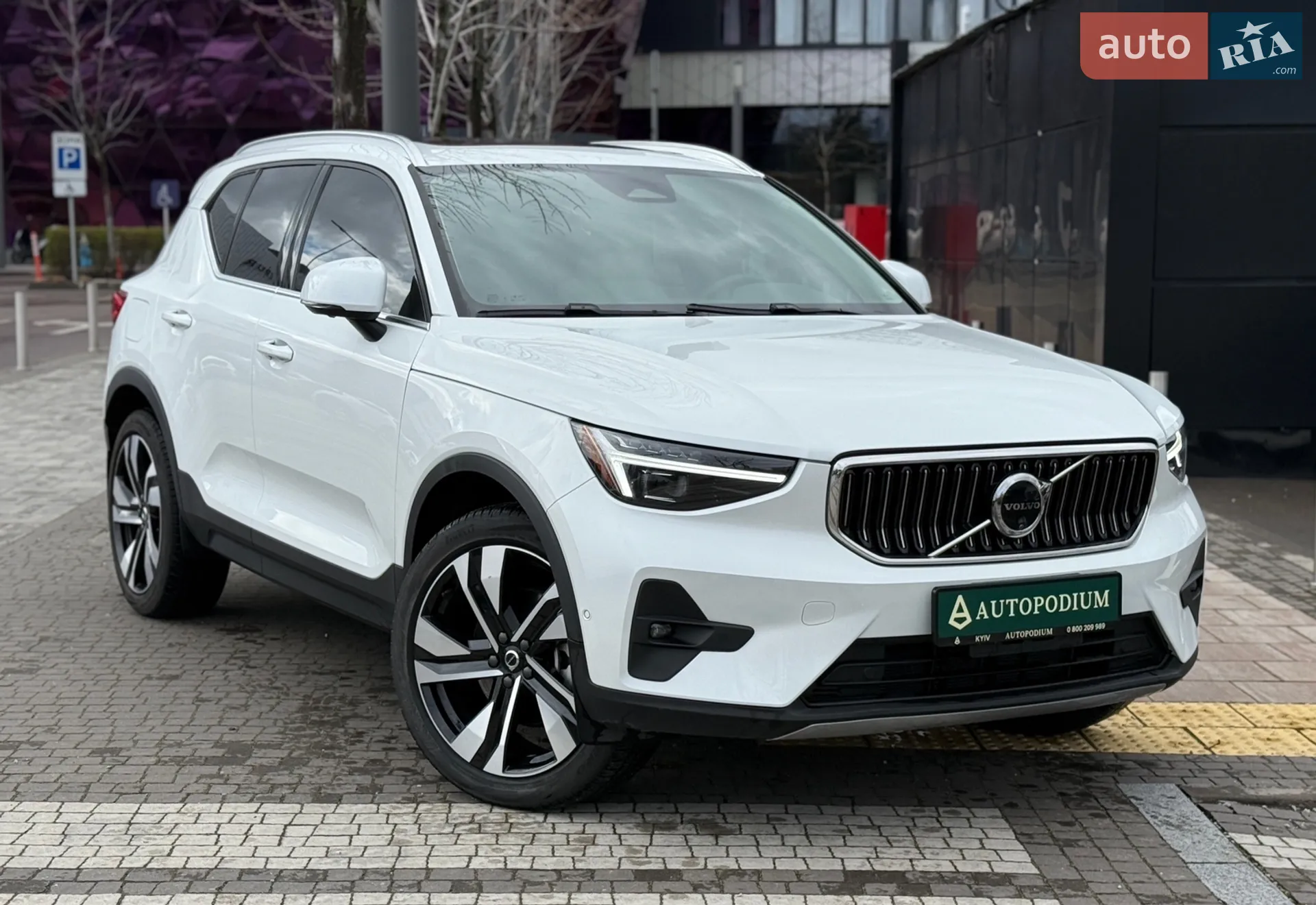 2024 Volvo XC40 - мініатюра 2