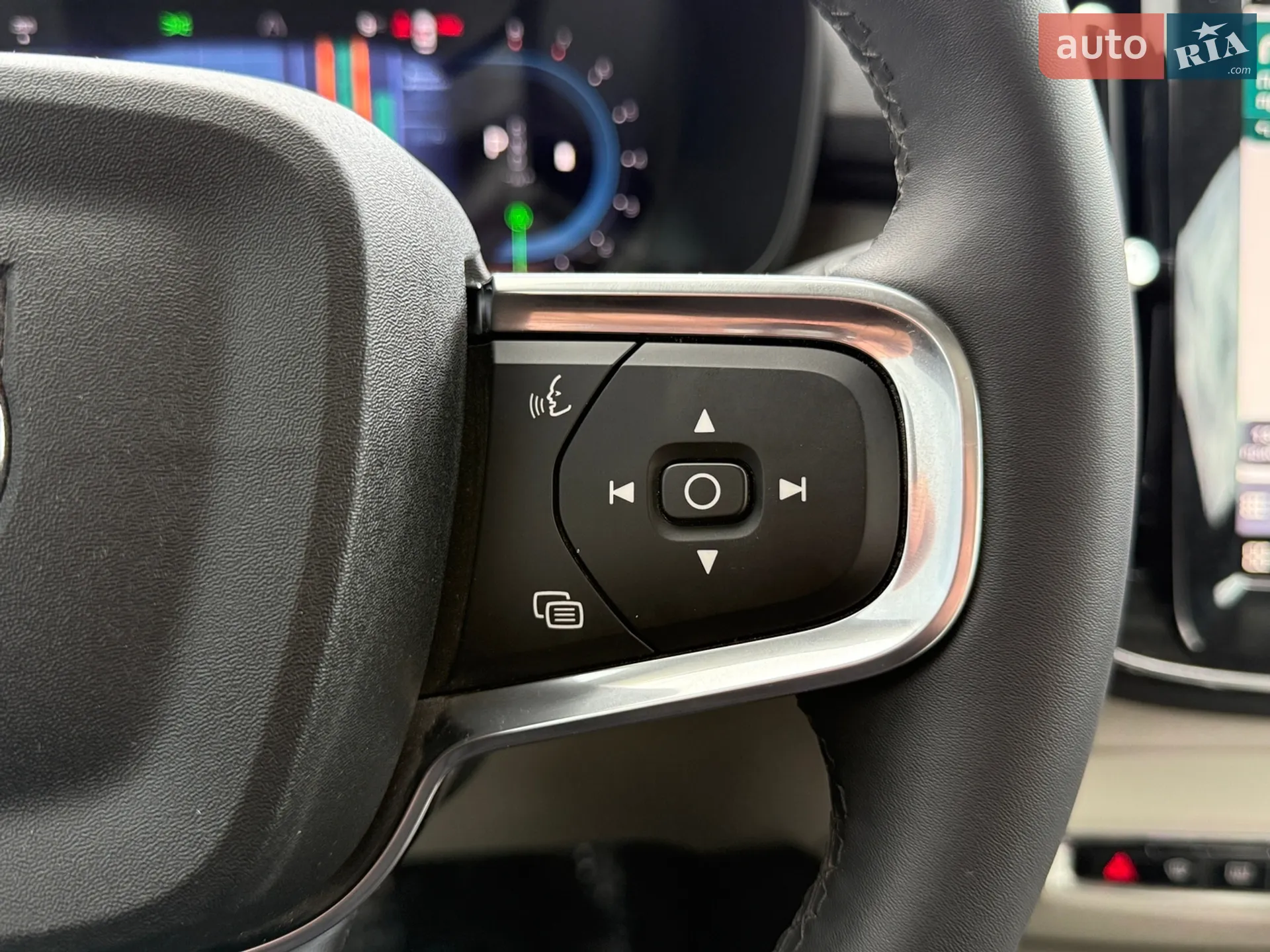 2024 Volvo XC40 - мініатюра 31