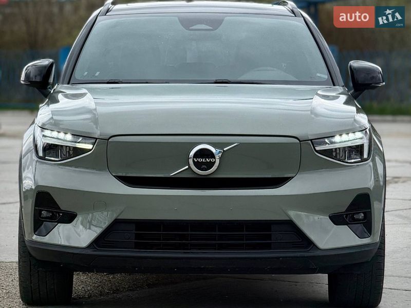 Позашляховик / Кросовер Volvo XC40 2023 в Чернівцях фото 3 Позашляховик / Кросовер Volvo XC40 2023 в Чернівцях