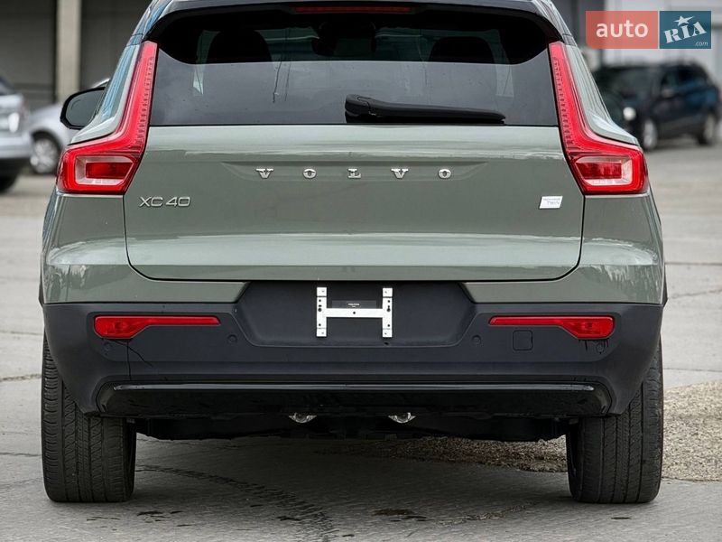 Позашляховик / Кросовер Volvo XC40 2023 в Чернівцях фото 5 Позашляховик / Кросовер Volvo XC40 2023 в Чернівцях