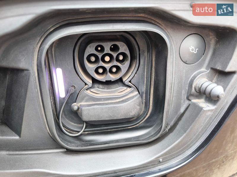 Позашляховик / Кросовер Volvo XC40 2021 в Лозовій