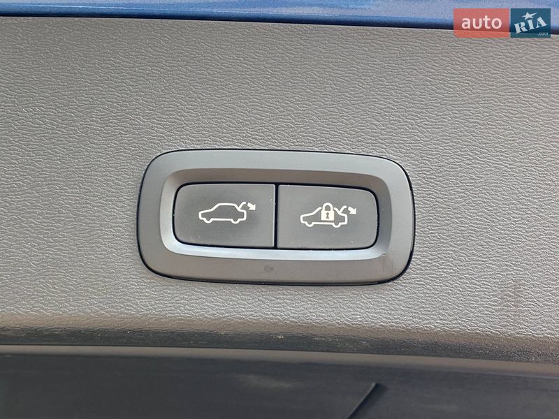 Внедорожник / Кроссовер Volvo XC40 2018 в Киеве фото 14 Внедорожник / Кроссовер Volvo XC40 2018 в Киеве