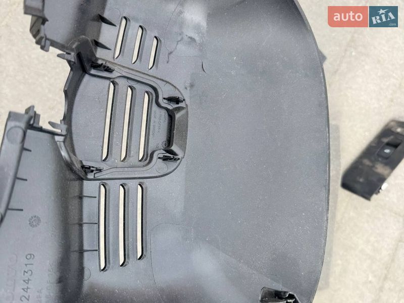 Внедорожник / Кроссовер Volvo XC40 2021 в Львове