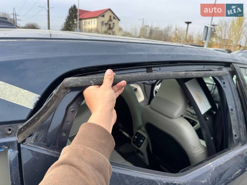 Внедорожник / Кроссовер Volvo XC40 2021 в Львове