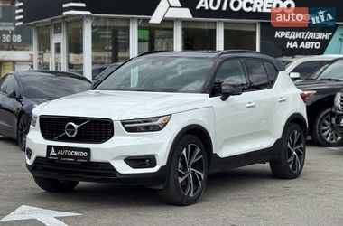 Позашляховик / Кросовер Volvo XC40 2020 в Харкові