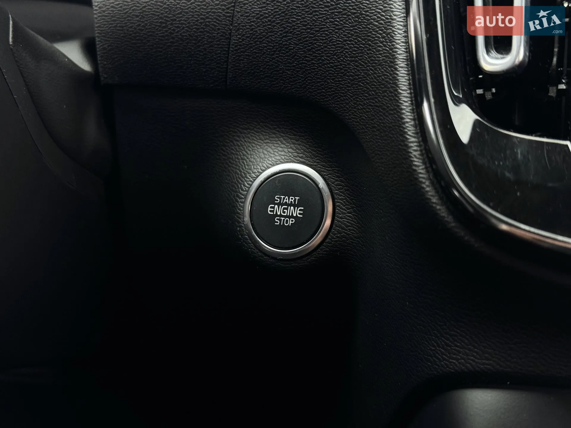 2020 Volvo XC40 - мініатюра 17