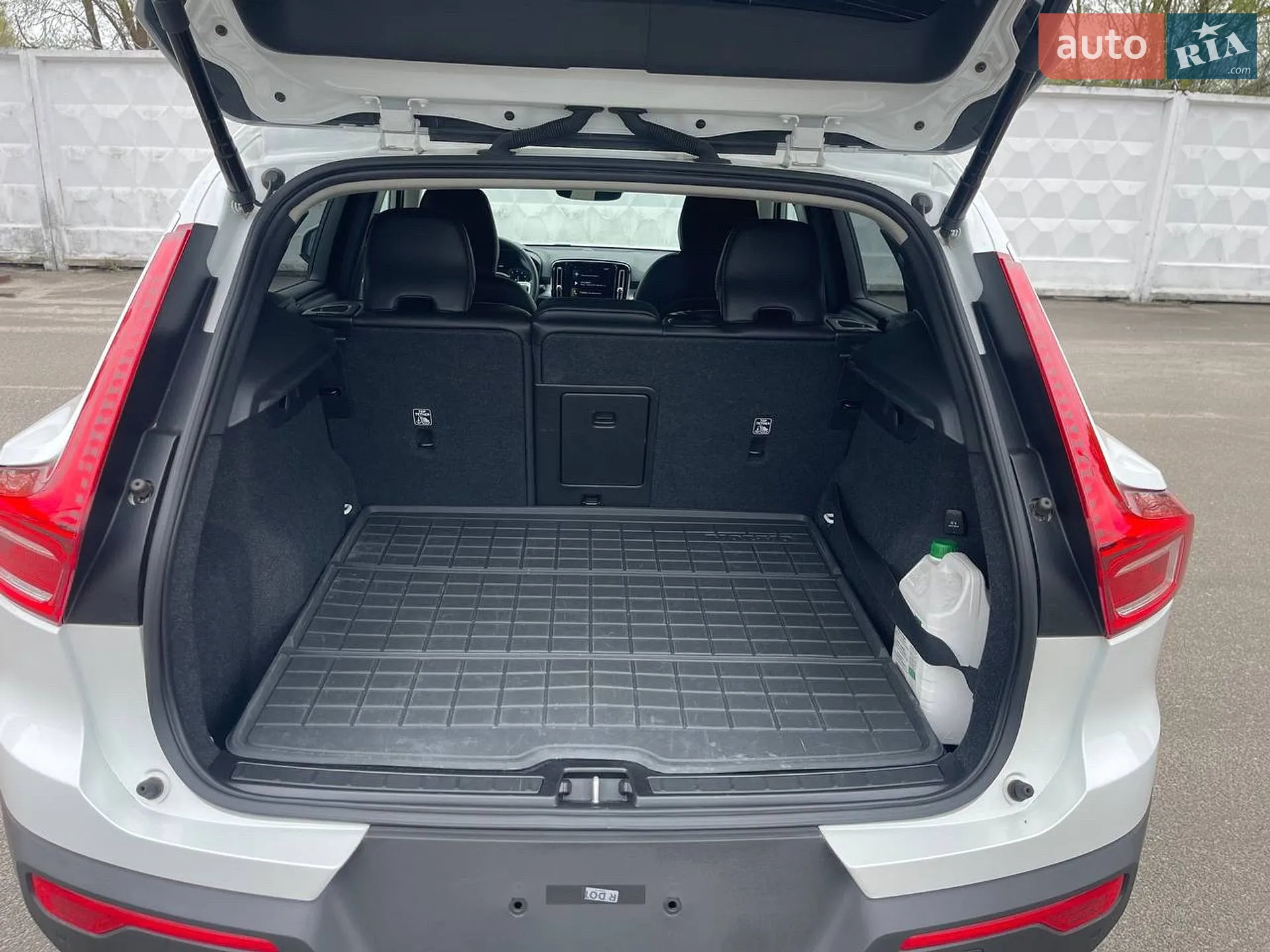 2020 Volvo XC40 - мініатюра 15