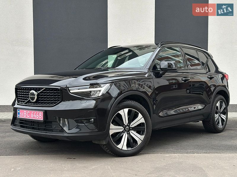 Volvo XC40 2023