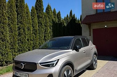 Внедорожник / Кроссовер Volvo XC40 2023 в Львове