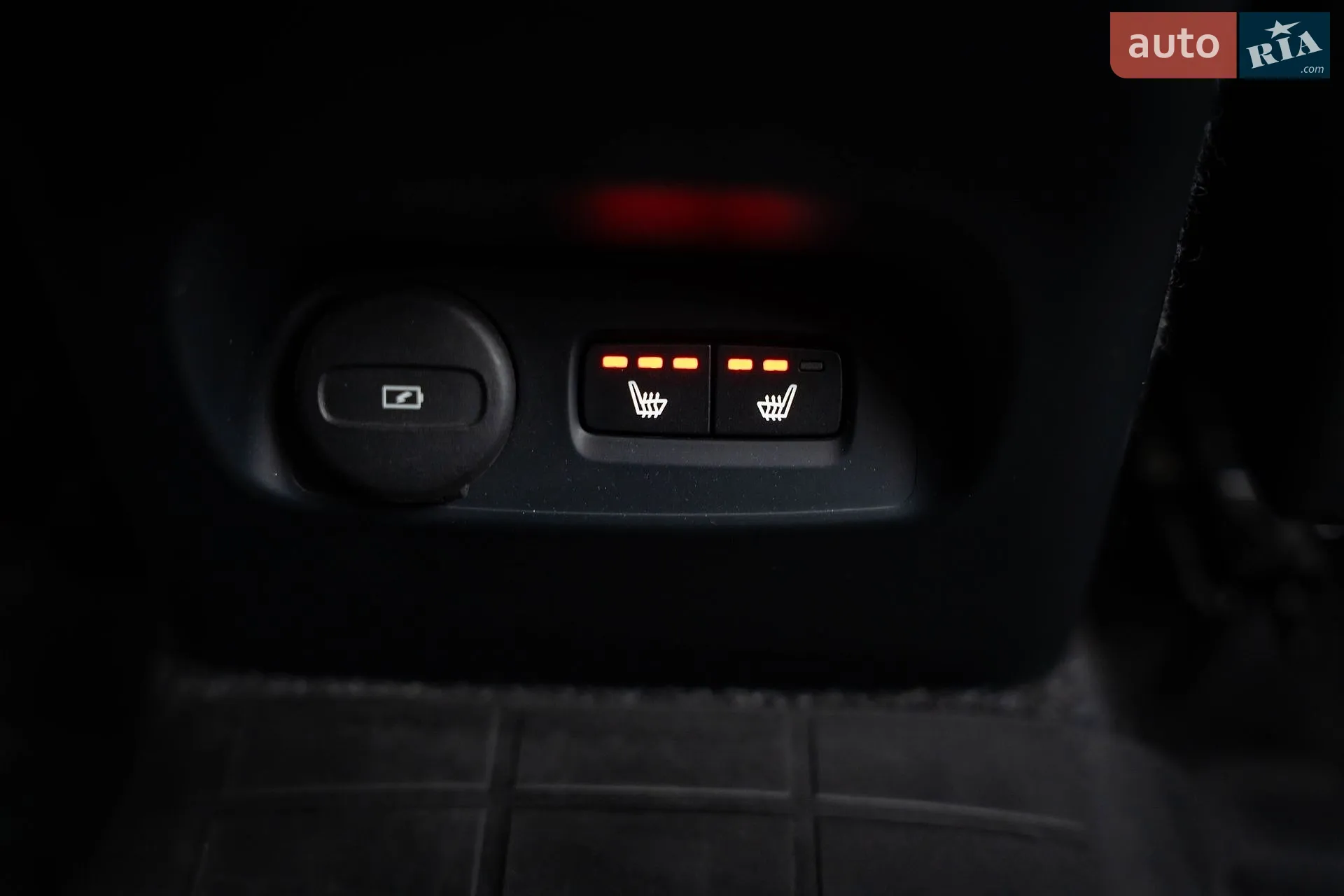 2020 Volvo XC40 - мініатюра 26