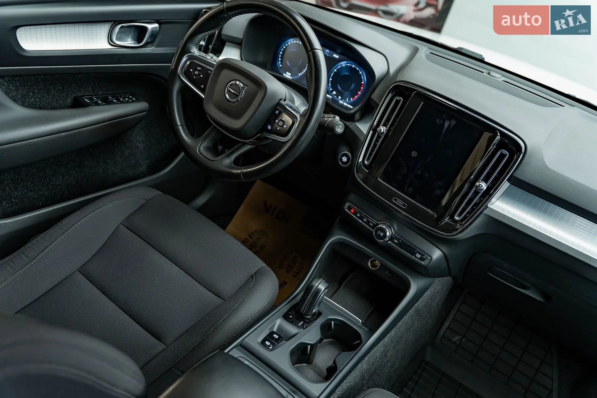2020 Volvo XC40 - мініатюра 13