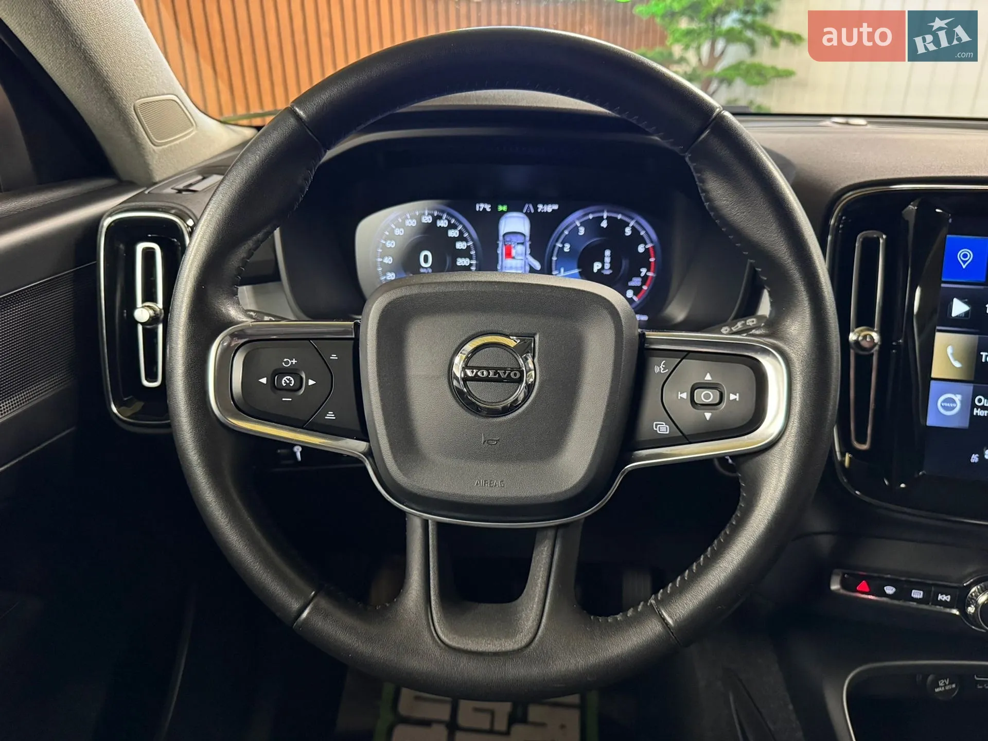 2018 Volvo XC40 - мініатюра 15