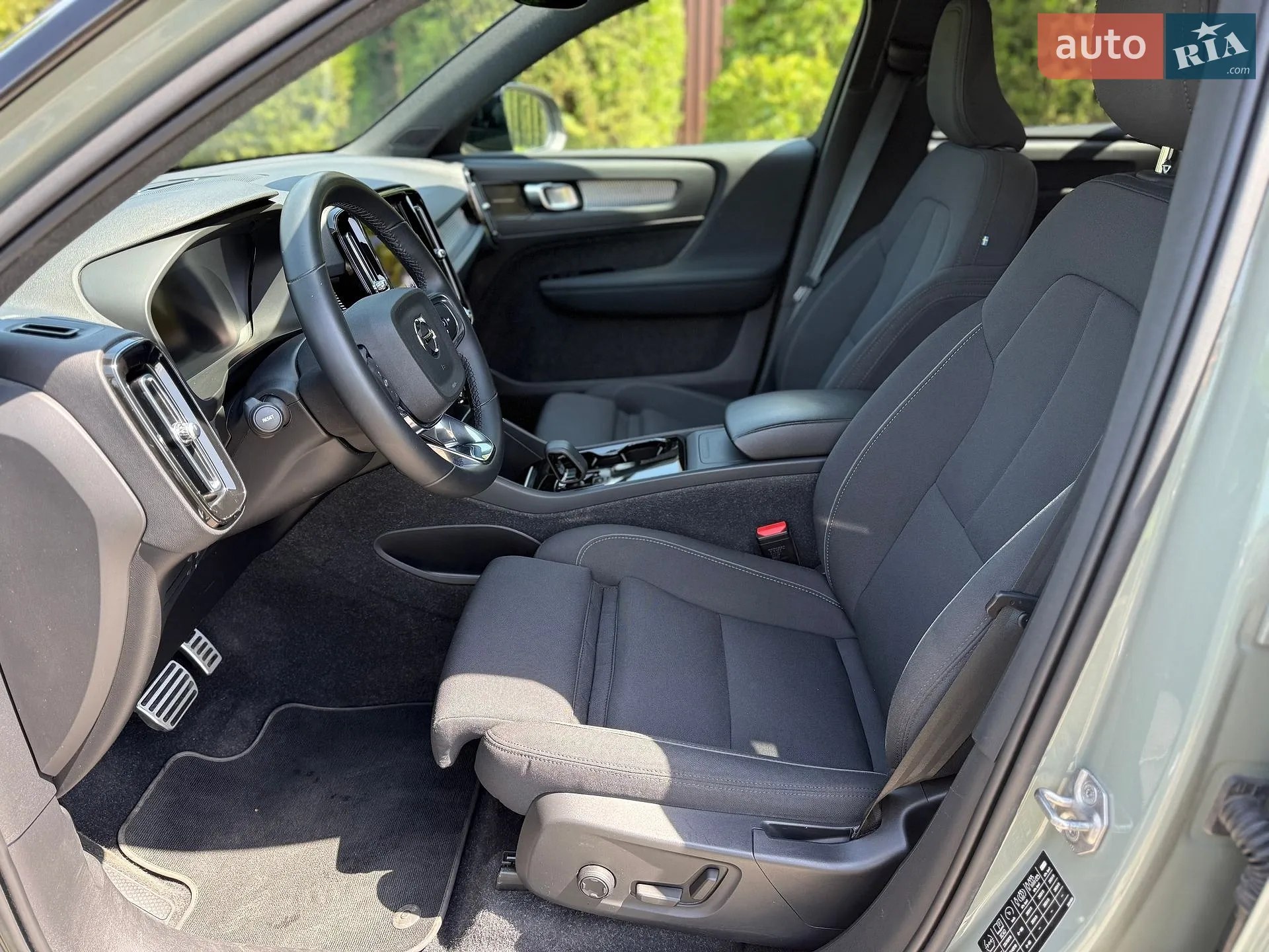 2021 Volvo XC40 - мініатюра 20