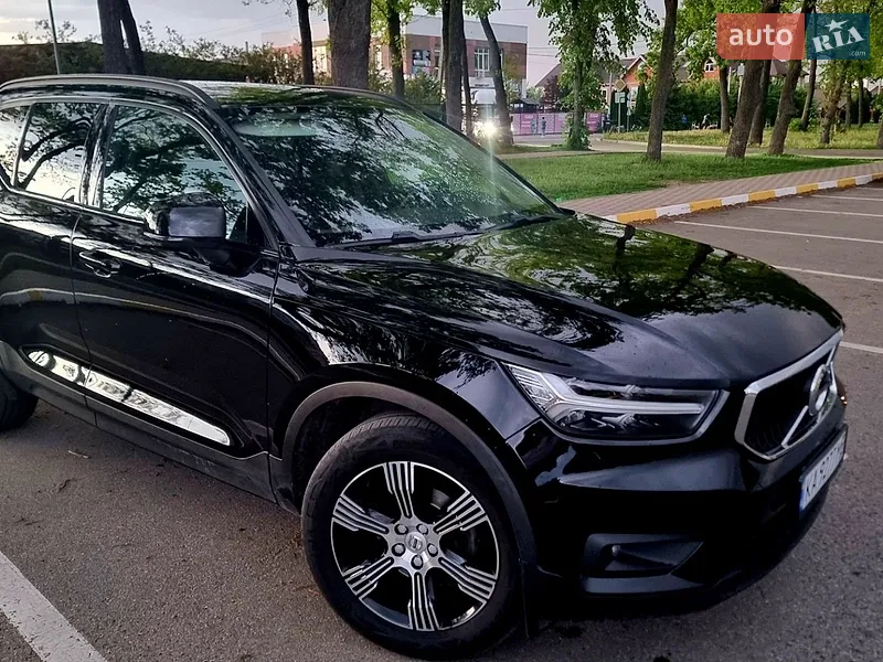 Volvo XC40 2019 VIN YV4162UK3L2174337 фото оголошення 17 з 59