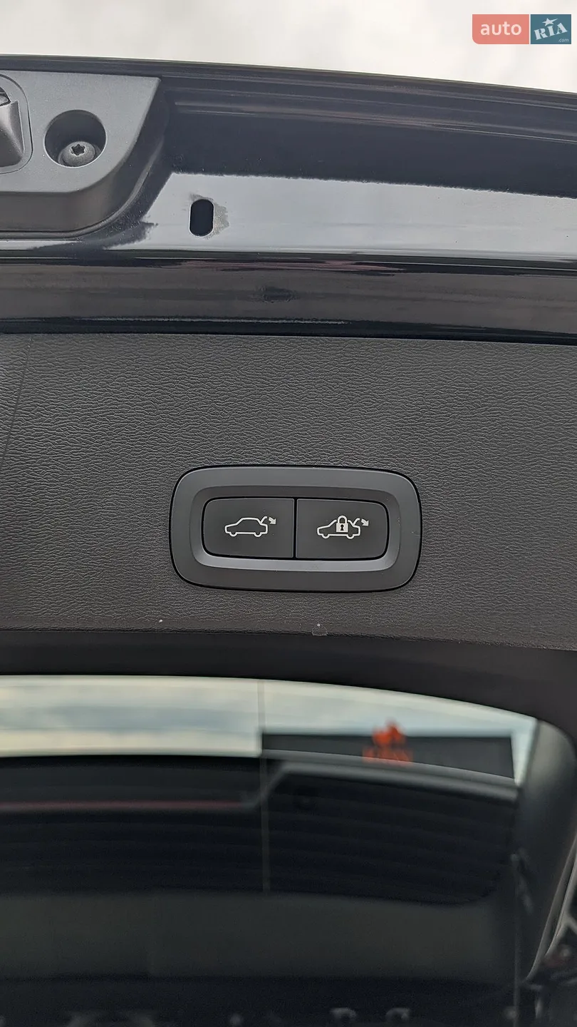 2023 Volvo XC40 - мініатюра 15