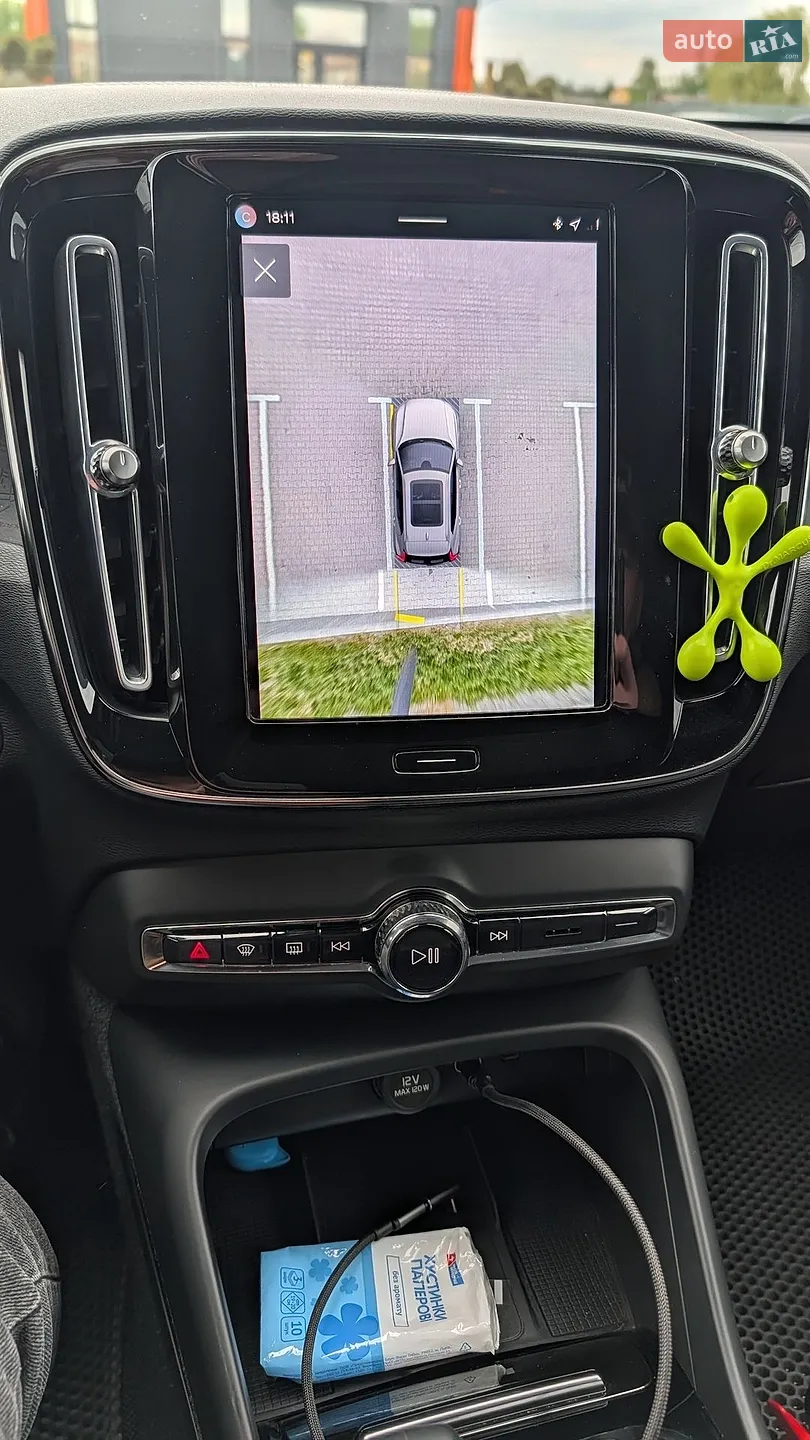 2023 Volvo XC40 - мініатюра 16