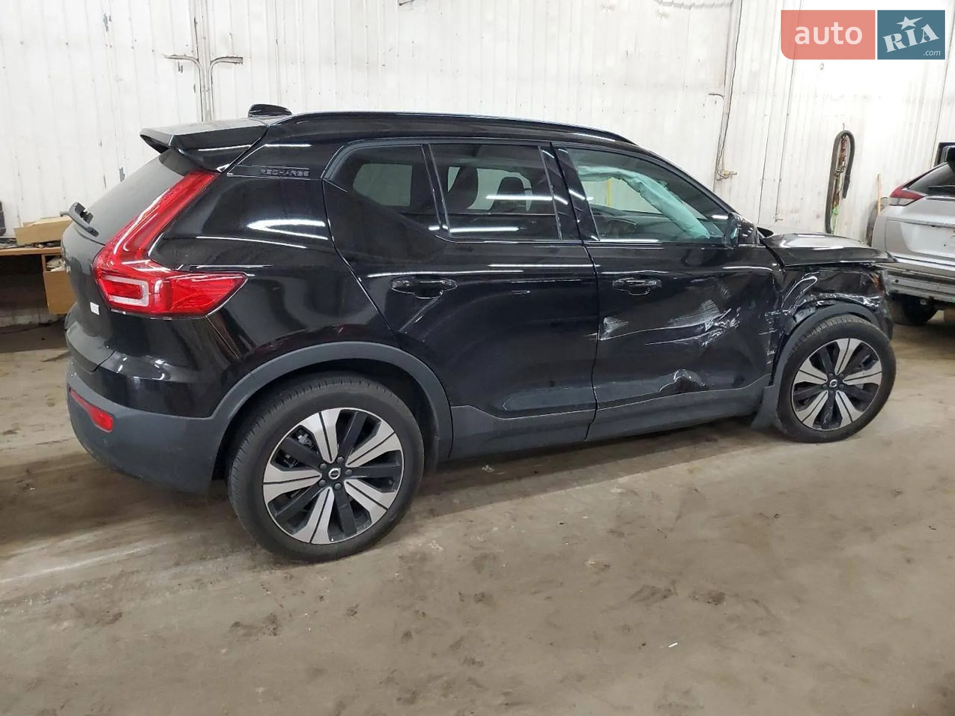 2023 Volvo XC40 - мініатюра 23