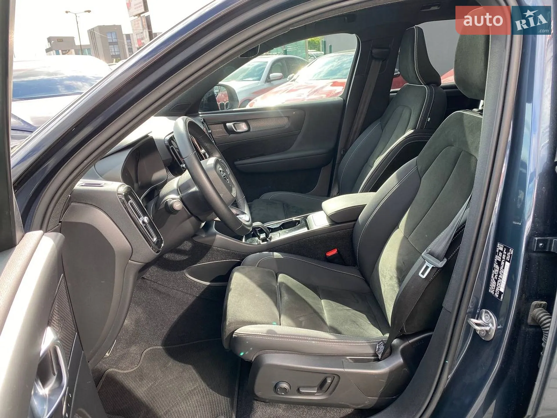 2022 Volvo XC40 - мініатюра 18